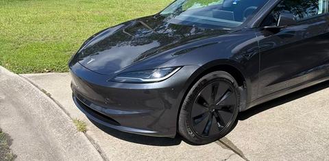 Tesla Model 3 2025