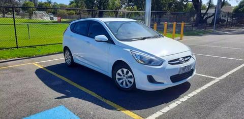 Hyundai ACCENT 2015