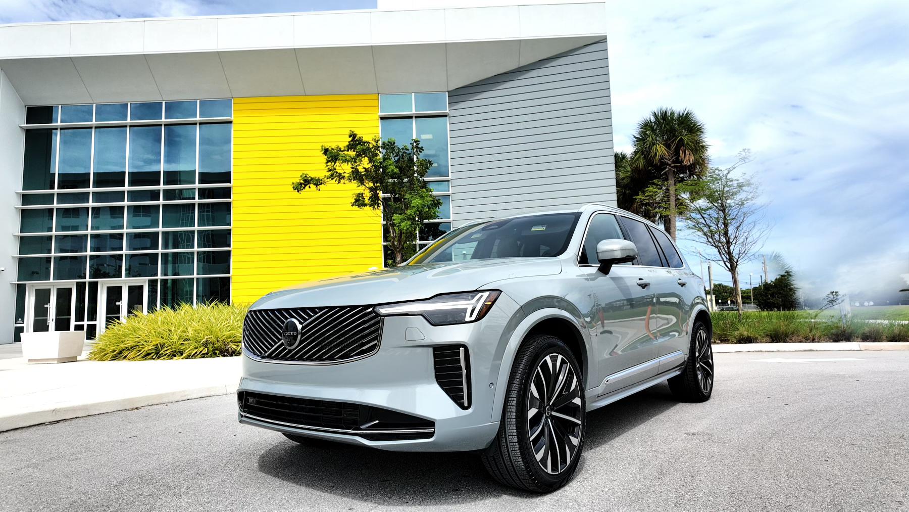 Volvo XC90 2026 in Dania Beach, FL
