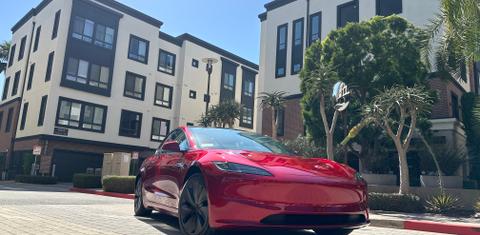 Tesla Model 3 2024
