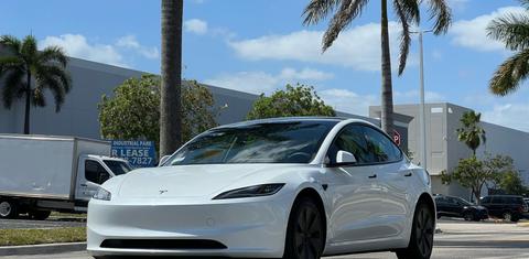 Tesla Model 3 2025