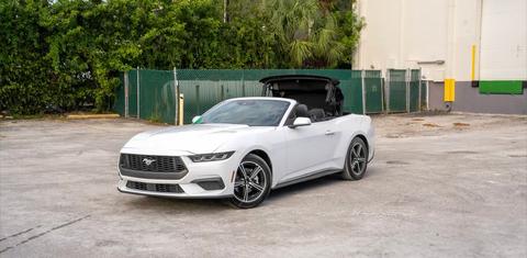 Ford Mustang 2024