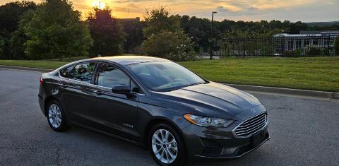 Ford Fusion Hybrid 2019