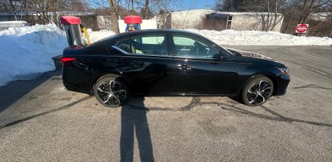Nissan Altima 2025