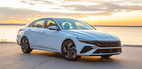 Hyundai Elantra 2025