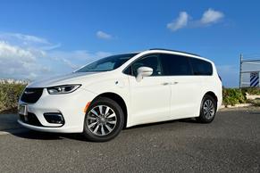 Chrysler Pacifica 2021 in Honolulu
