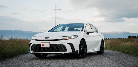 Toyota Camry Hybrid 2025