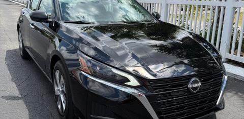Nissan Altima 2024