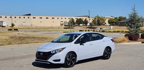 Nissan Versa 2024