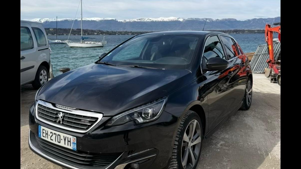 Peugeot 308 2016 à Gaillard
