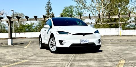 Tesla Model X 2019
