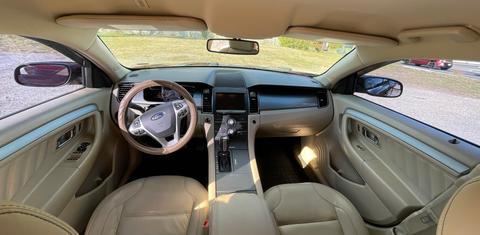 Ford Taurus 2014