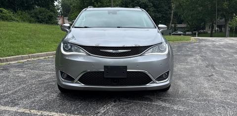 Chrysler Pacifica 2017