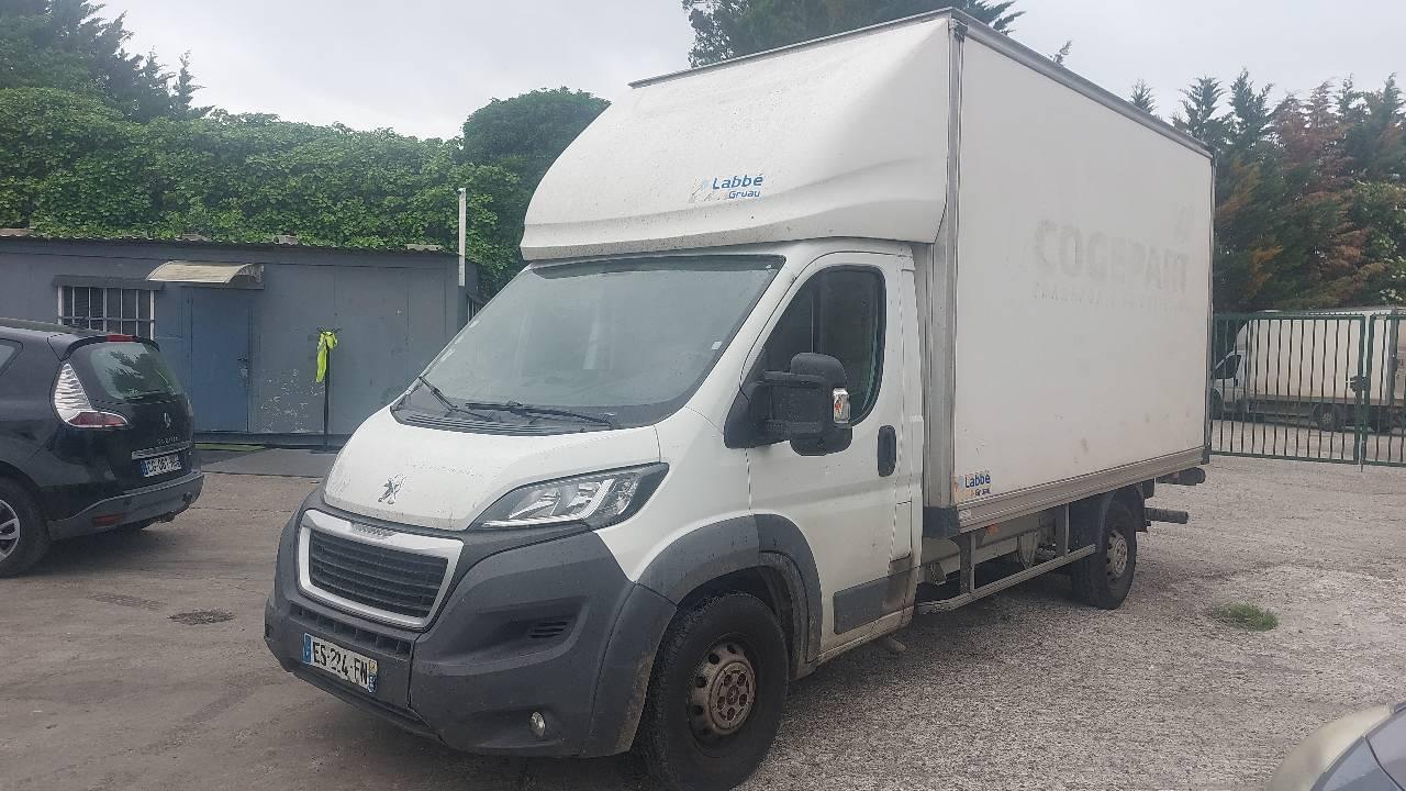 Peugeot BOXER 2017 à Saint-Priest