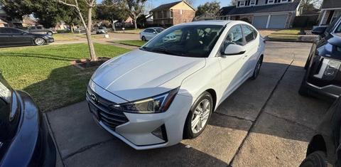 Hyundai Elantra 2020