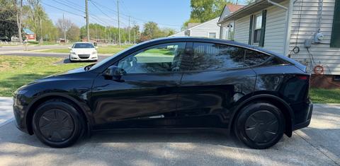 Tesla Model Y 2026