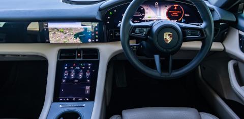 Porsche TAYCAN 2022