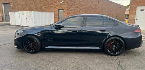 BMW M5 2025