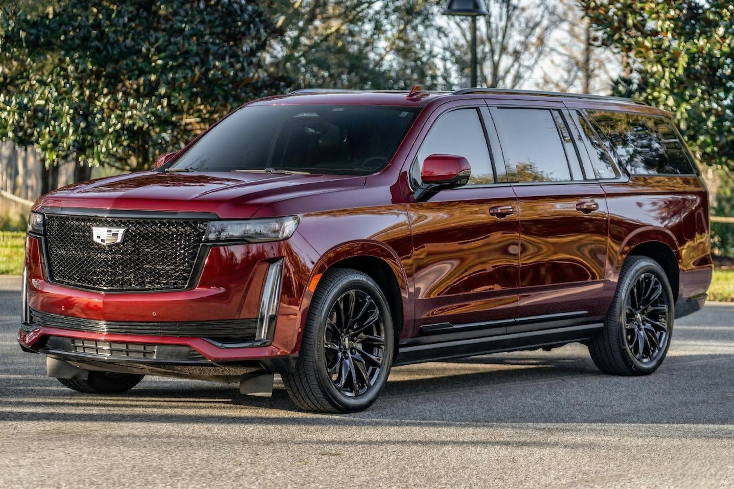 エスカレードロングプラチナム　ESCALADE ESV スピーカーグリル Cadillac Escalade ESV 2023 rental in Kissimmee, FL by Ric | Turo