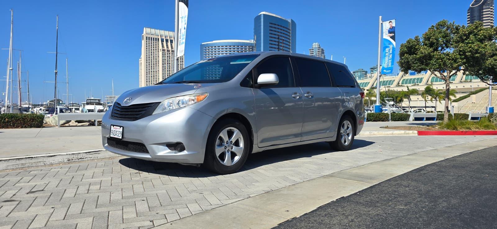 Toyota Sienna 2015 in San Diego, CA
