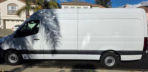 Mercedes-Benz eSprinter Cargo 2024