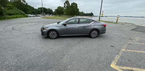 Nissan Altima 2024
