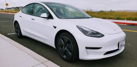 Tesla Model 3 2022