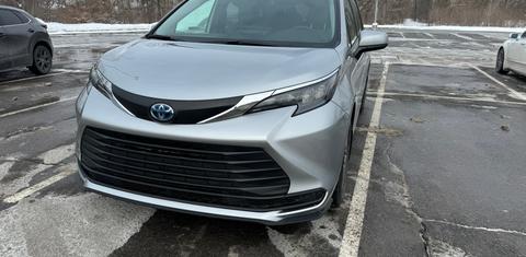 Toyota Sienna 2025