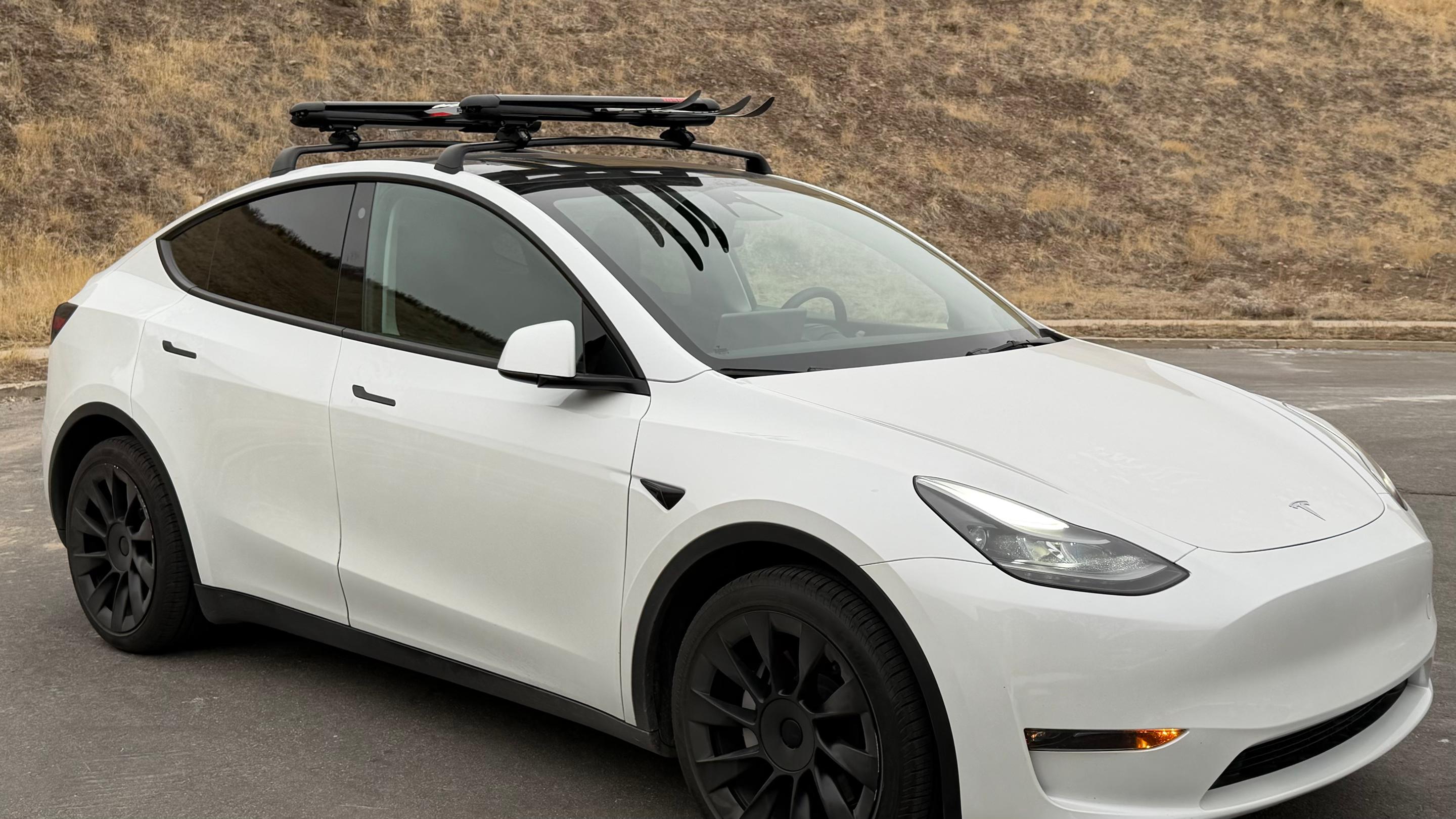 Tesla Model Y 2023 in Draper, UT