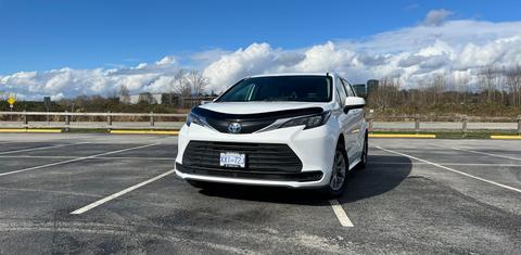 Toyota Sienna 2025