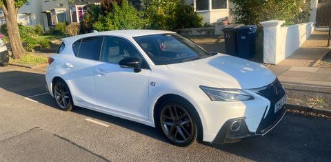 Lexus CT200h 2019