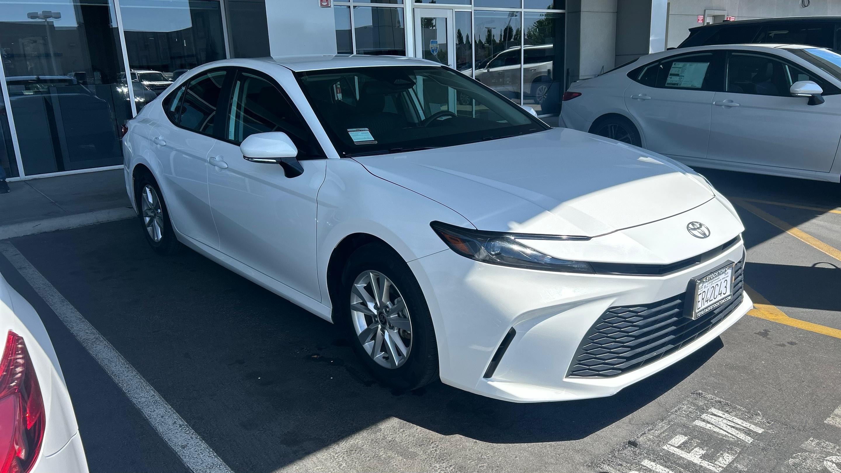 Toyota Camry Hybrid 2025 in 