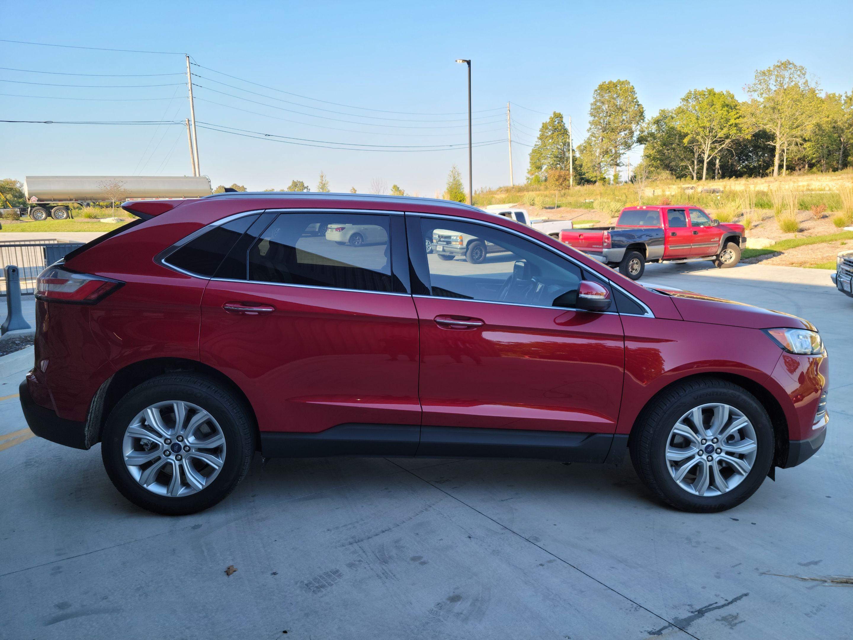 Ford Edge 2021 in Branson, MO