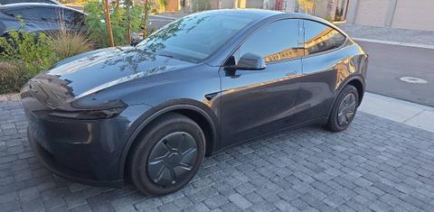 Tesla Model Y 2026