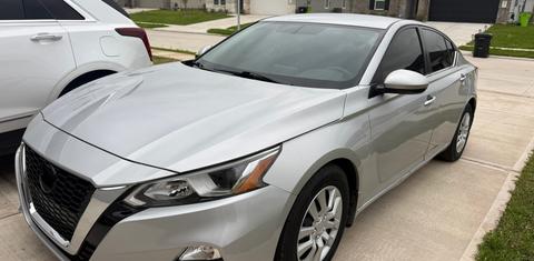 Nissan Altima 2020