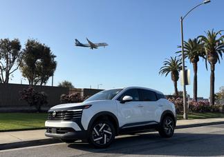Nissan Kicks car