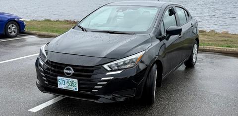Nissan Versa 2025
