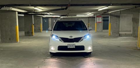 Toyota Sienna 2015