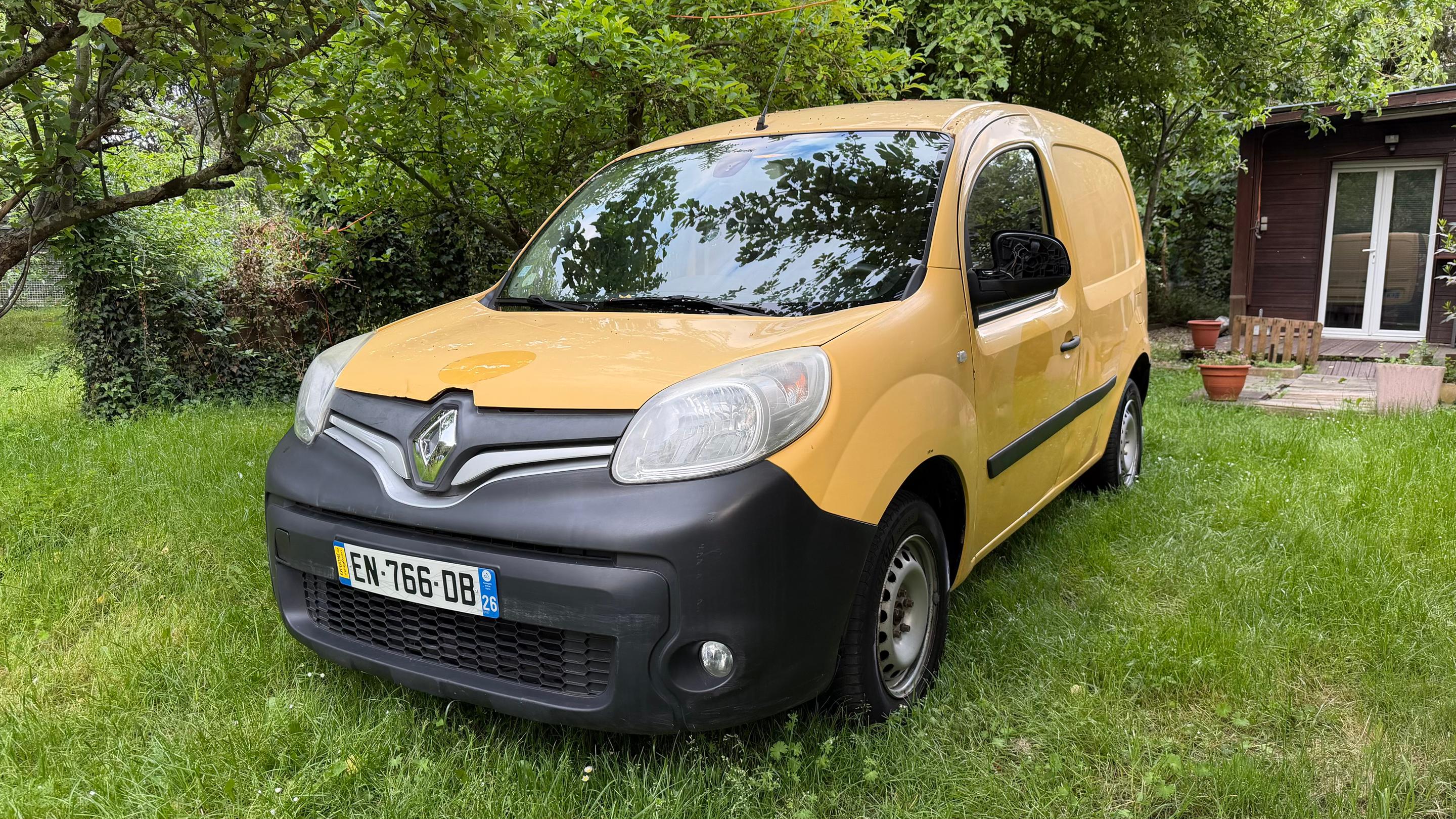 Renault KANGOO EXPRESS II 2017 à Rosny-sur-Seine