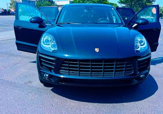 Porsche Macan car