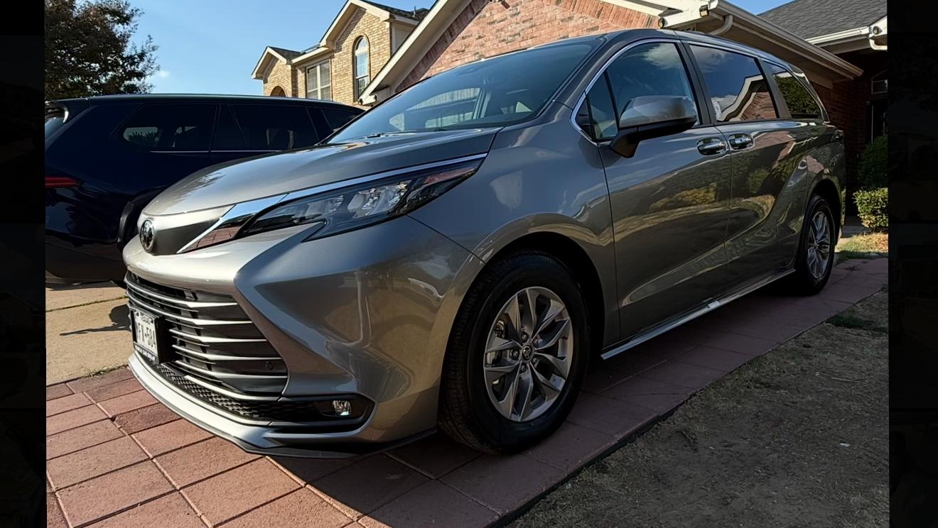 Toyota Sienna 2026 in Fort Worth, TX