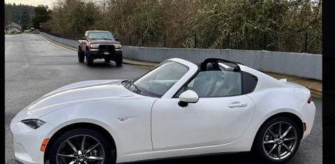 Mazda MX-5 Miata RF 2021