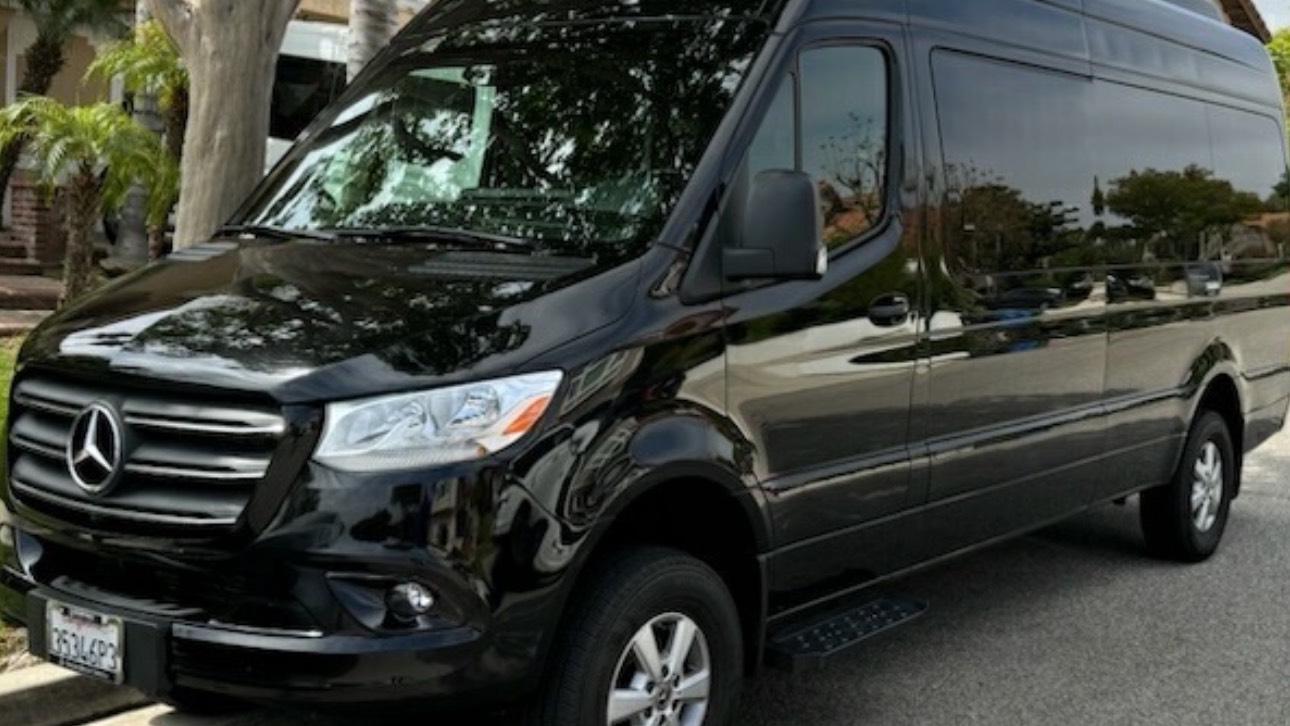 Mercedes-Benz Sprinter 2024 in Simi Valley, CA