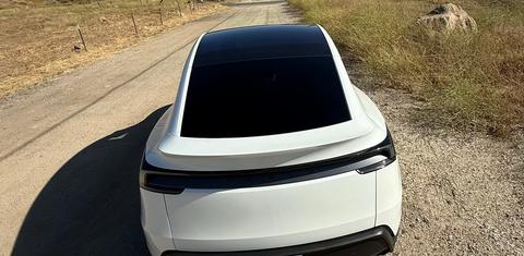 Tesla Model Y 2026