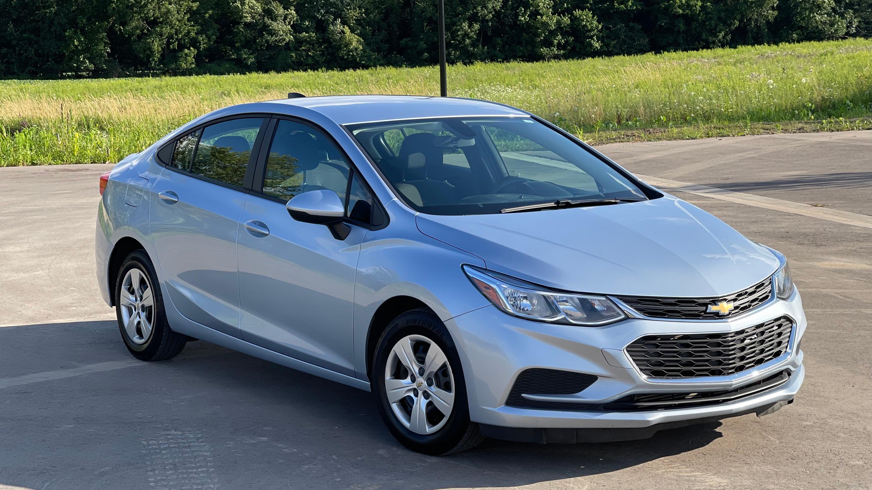 Chevrolet Cruze 2018 in Lansing, MI