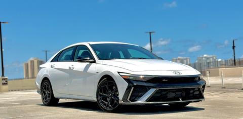 Hyundai Elantra 2025