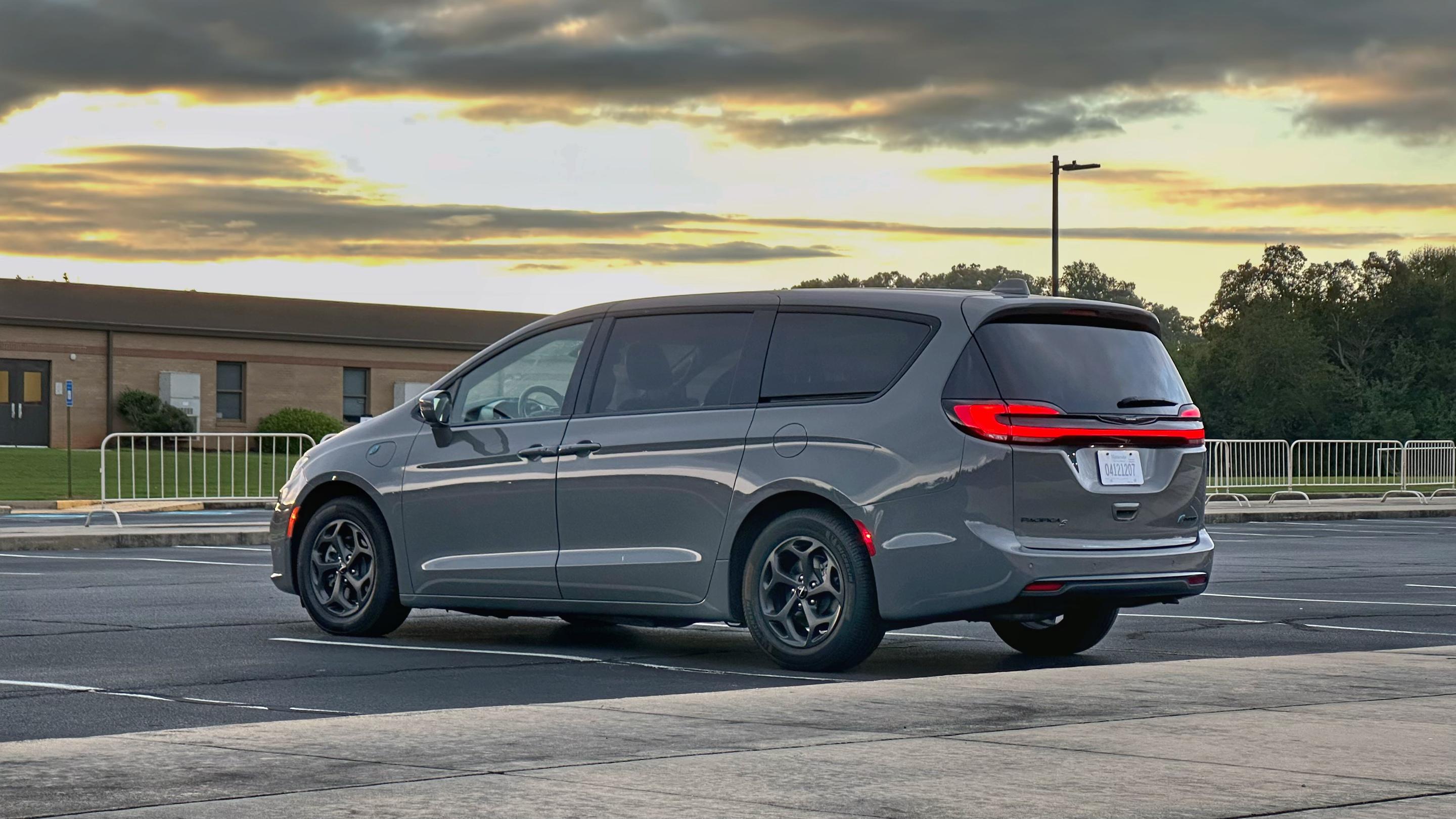Chrysler Pacifica 2022 in Marietta, GA