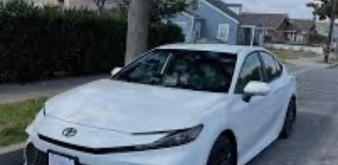 Toyota Camry Hybrid 2025