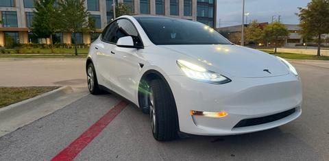 Tesla Model Y 2023