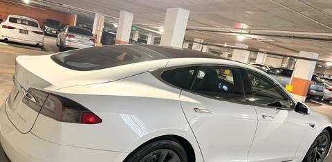 Tesla Model S 2019